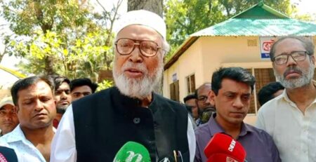 বিত্তবানরা খাবে খেজুর আর মুরগির রান, সাধারণ মানুষ খাবে বরই