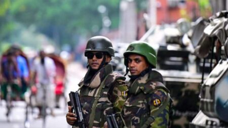 সশস্ত্র বাহিনীকে ছাত্র জনতার মুখোমুখি দাঁড় না করানোর আহবান সাবেক সেনাপ্রধানের