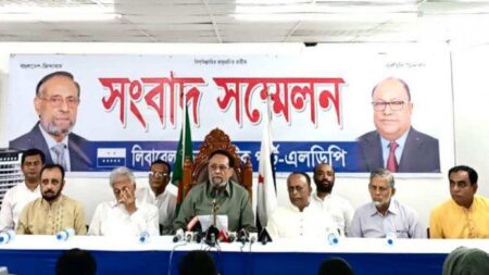 আওয়ামী লীগের নিবন্ধন বাতিল ও নিষিদ্ধ করতে হবে : কর্নেল অলি