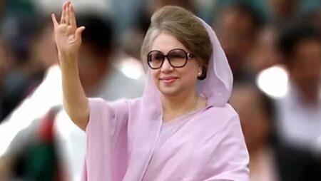 খালেদা জিয়াকে নিয়ে ‘আপসহীন’ সিনেমা নির্মাণ বন্ধে লিগ্যাল নোটিশ