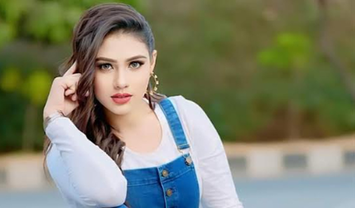 ঘুমের মধ্যেই নায়িকার মৃত্যু