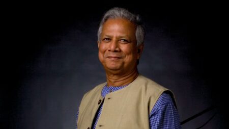 নিউইয়র্ক ছাড়লেন প্রধান উপদেষ্টা অধ্যাপক ড. মুহাম্মদ ইউনূস