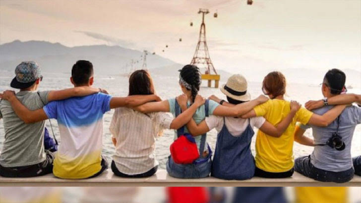 আজ বিশ্ব বন্ধু দিবস