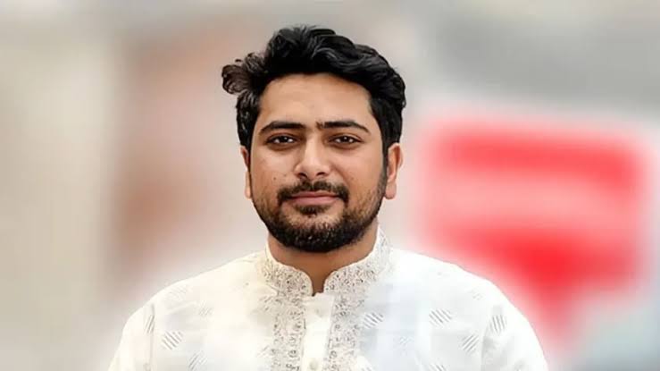 আ.লীগকে দল হিসেবে বিচারের আওতায় আনা উচিত: নাহিদ ইসলাম