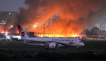 শাহজালালে আগুনের ঘটনা আন্তর্জাতিক সংবাদে