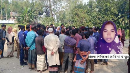 শাহজাদপুরে বালির ড্রাম ট্রাক চাপায় শিক্ষিকার মৃত্য, শিশু সন্তান আহত