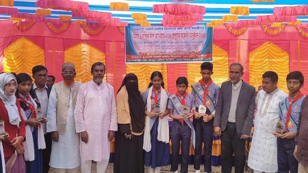 ভুইয়াগাঁতী প্রাথমিক বিদ্যালয়ে বিদায় ও কাব স্কাউট সংবর্ধনা