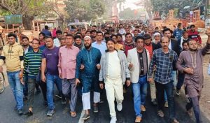 ইনকিলাব মঞ্চের মুখপাত্র হাদির উপর গুলিবর্ষের প্রতিবাদে শার্শায় বিক্ষোভ