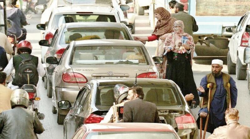 ভিক্ষাবৃত্তির দায়ে বিভিন্ন দেশ থেকে ফেরত পাঠানো হয়েছে ৫১ হাজারের বেশি পাকিস্তানিকে