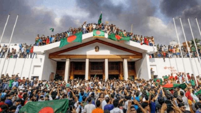 জুলাই যোদ্ধাদের দায়মুক্তি দিতে অধ্যাদেশের খসড়া প্রস্তুত: আইন উপদেষ্টা