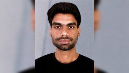 শার্শায় গ্রাম পুলিশের বিরুদ্ধে অর্থ হাতিয়ে নেয়ার অভিযোগ!