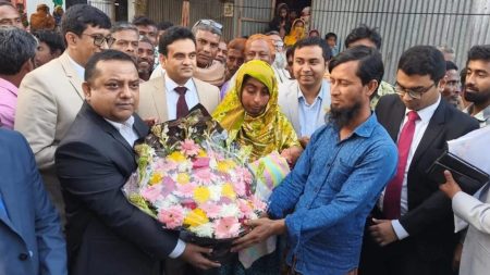 ভোট দিতে এসে কেন্দ্রেই কন্যাসন্তানের জন্ম, নাম রাখা হলো ‘খালেদা’