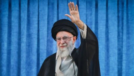 কিছুক্ষণের মধ্যে ভাষণ দেবেন খামেনি