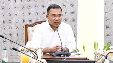 জুলাই যোদ্ধাদের পুনর্বাসনে দ্রুত পদক্ষেপের নির্দেশ প্রধানমন্ত্রীর