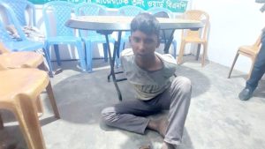 মোবাইল চোর সন্দেহে ৫ জনকে কুপিয়ে জখম, যুবক আটক