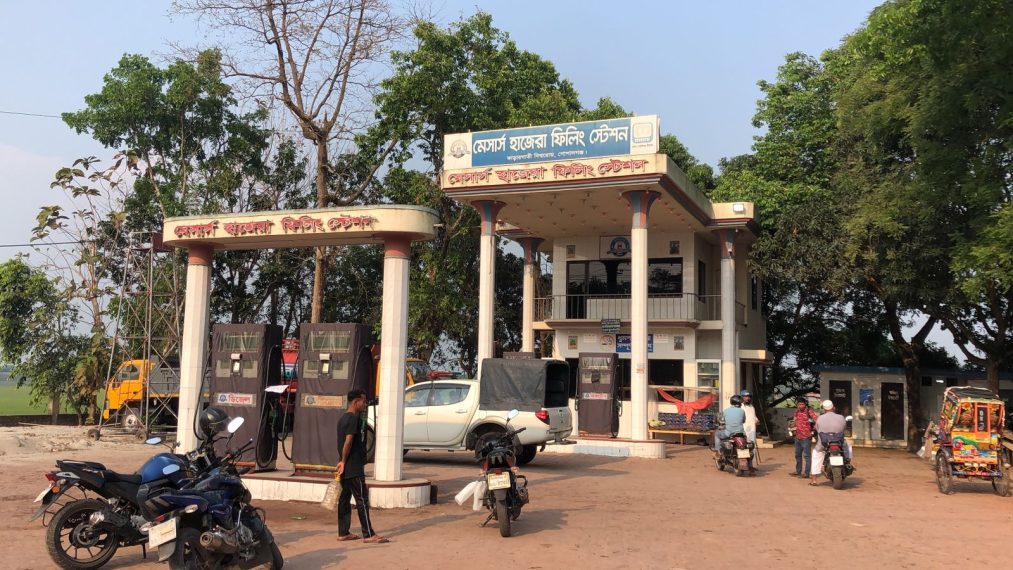 গোপালগঞ্জে ডিজেল কালোবাজারি: ভ্রাম্যমাণ আদালতের জরিমানা মাত্র ৬ হাজার টাকায় ক্ষোভ