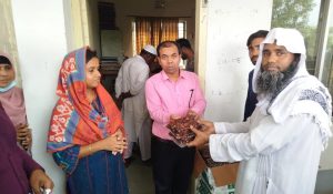 সৌদি আরবের উপহারের খেজুর ধনবাড়ীতে ৫৭ মসজিদ-মাদ্রাসায় বিতরণ