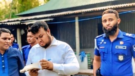 গোয়ালঘরেই পেট্রোলের গোপন ভাণ্ডার, রৌমারীতে জরিমানা