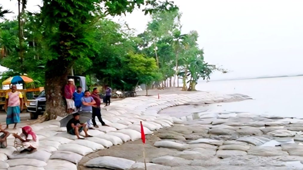 কুড়িগ্রামে তিস্তা ভাঙন রোধে গড়মিল, ৬ হাজার জিও ব্যাগ বাতিল!