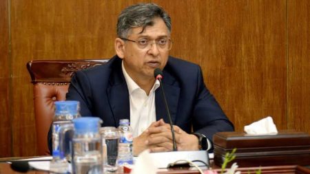 জুলাই গণঅভ্যুত্থানে পুলিশ নিহতের ঘটনা তদন্তের সুযোগ নেই: স্বরাষ্ট্রমন্ত্রী