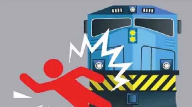 টাঙ্গাইলে ট্রেনে কাটা পড়ে শিশুসহ ৫ জনের মৃত্যু