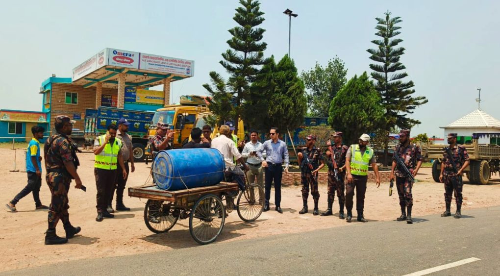 যশোরে অবৈধভাবে জ্বালানি তেল বিক্রির অপরাধে জরিমানা
