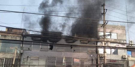 মধুপুরে সাবা স্কয়ার শপিংমলে আগুন, ৩০ লাখ টাকার ক্ষয়ক্ষতি