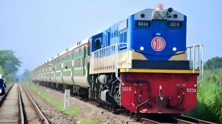 কুড়িগ্রামে ট্রেনের ধাক্কা, প্রাণ গেল বৃদ্ধার