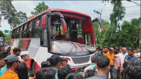 ঈদের দিনে গোপালগঞ্জে বাস খাদে, নিহত ৫