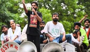 অসুস্থ হয়ে সাময়িক বিরতিতে ককরোচ পার্টির প্রধান, শিগগিরই ফিরছেন