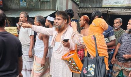 বেলকুচিতে স্কুল কমিটি গঠন নিয়ে প্রধান শিক্ষককে লাঞ্ছিতের অভিযোগ