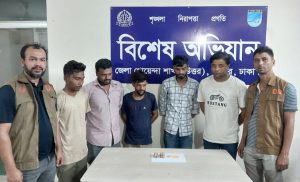 সাভারে পৃথক অভিযানে ইয়াবা-ট্যাপেন্টাডলসহ ৫ মাদক ব্যবসায়ী গ্রেপ্তার